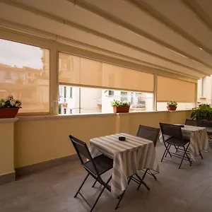 E - Rent And Le Nel Corso - Adults Only Gasthuis